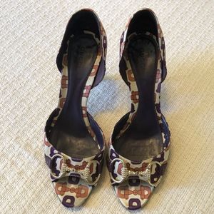 Gucci Shoes | D'Orsay Peet-toe Pumps | IT37